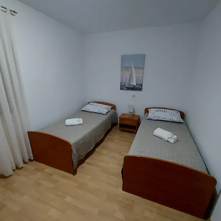 Rumora Ivan Apartment Povljana Exterior photo