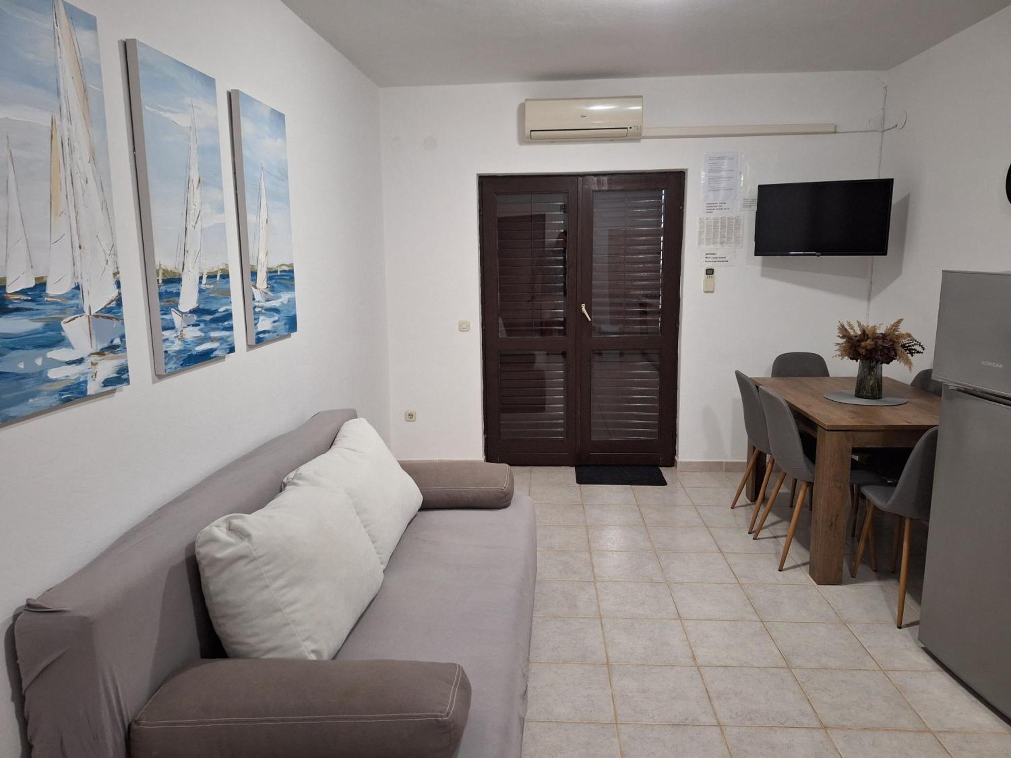 Rumora Ivan Apartment